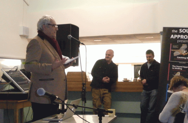 P3210646-Mark-at-AGM