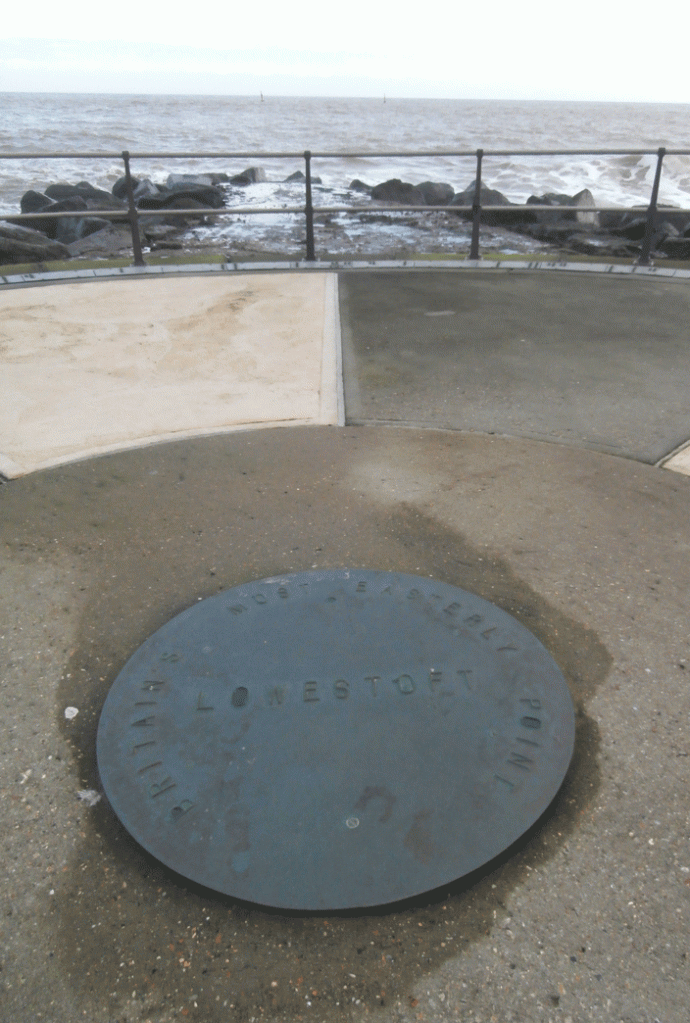 P1190357-Lowestoft-Ness