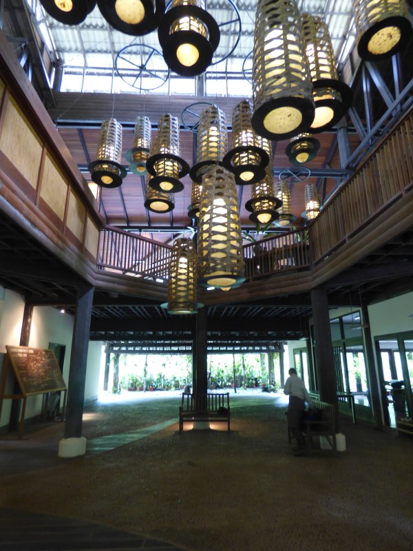 P1120047 Danum Valley lodge