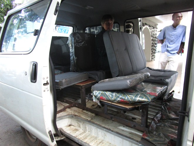 IMG_0995 duff minibus